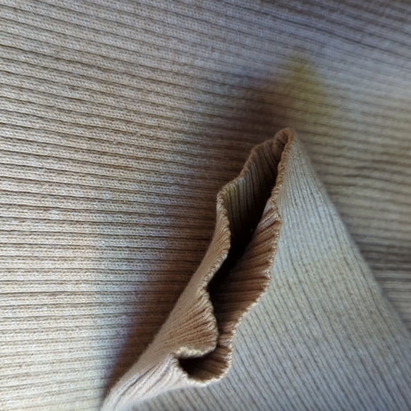 Beige Turtleneck - Picture 4 of 7